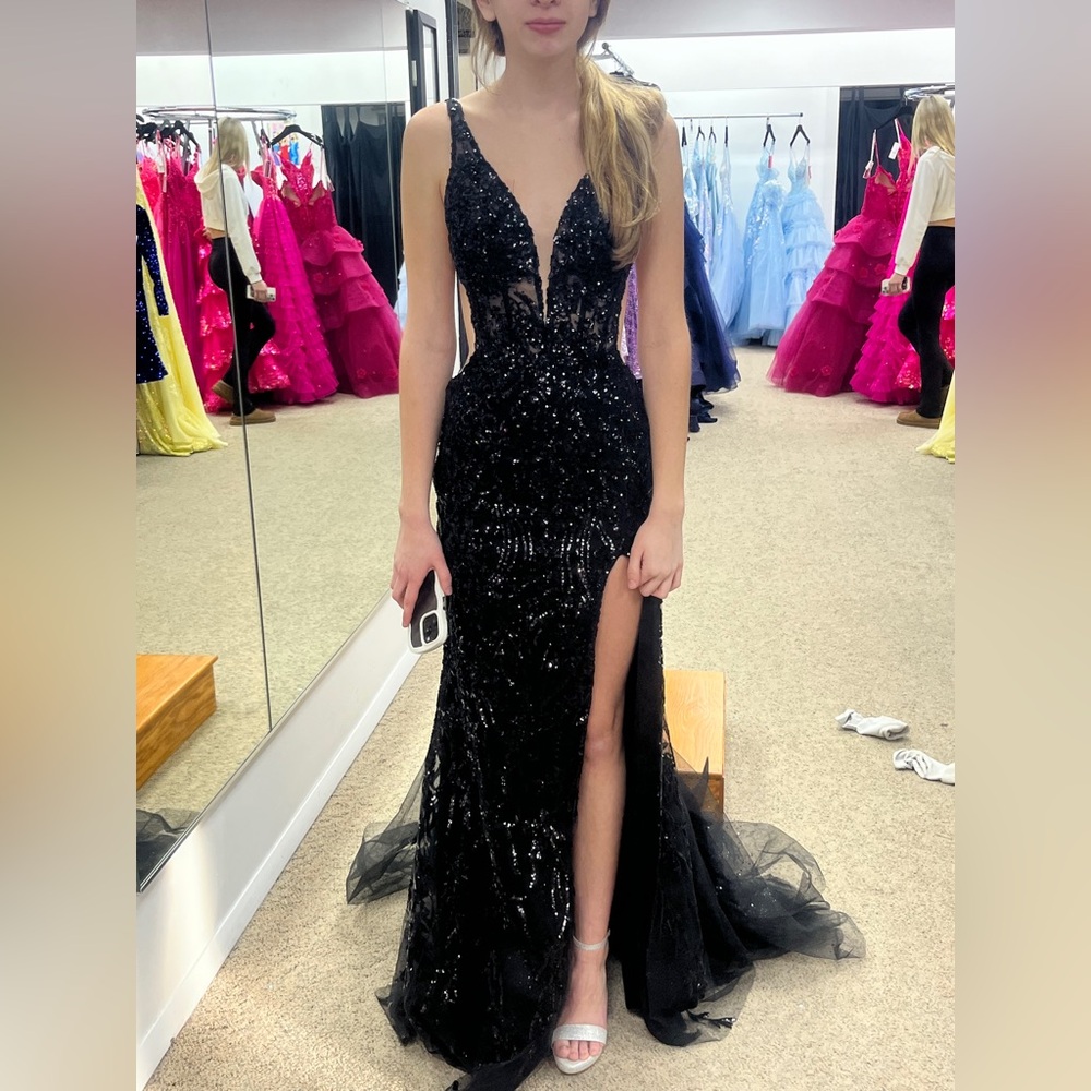 Black prom dress